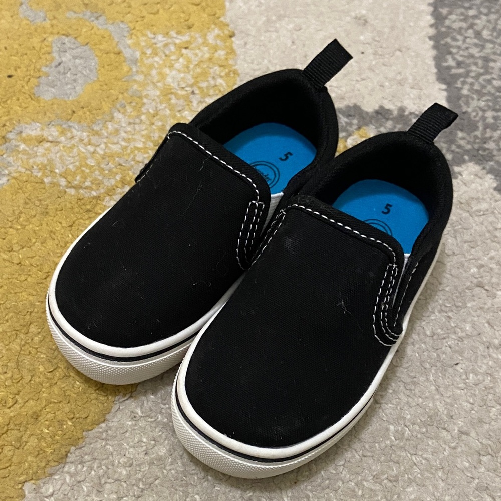Classic Black Slip-On Kids Sneakers